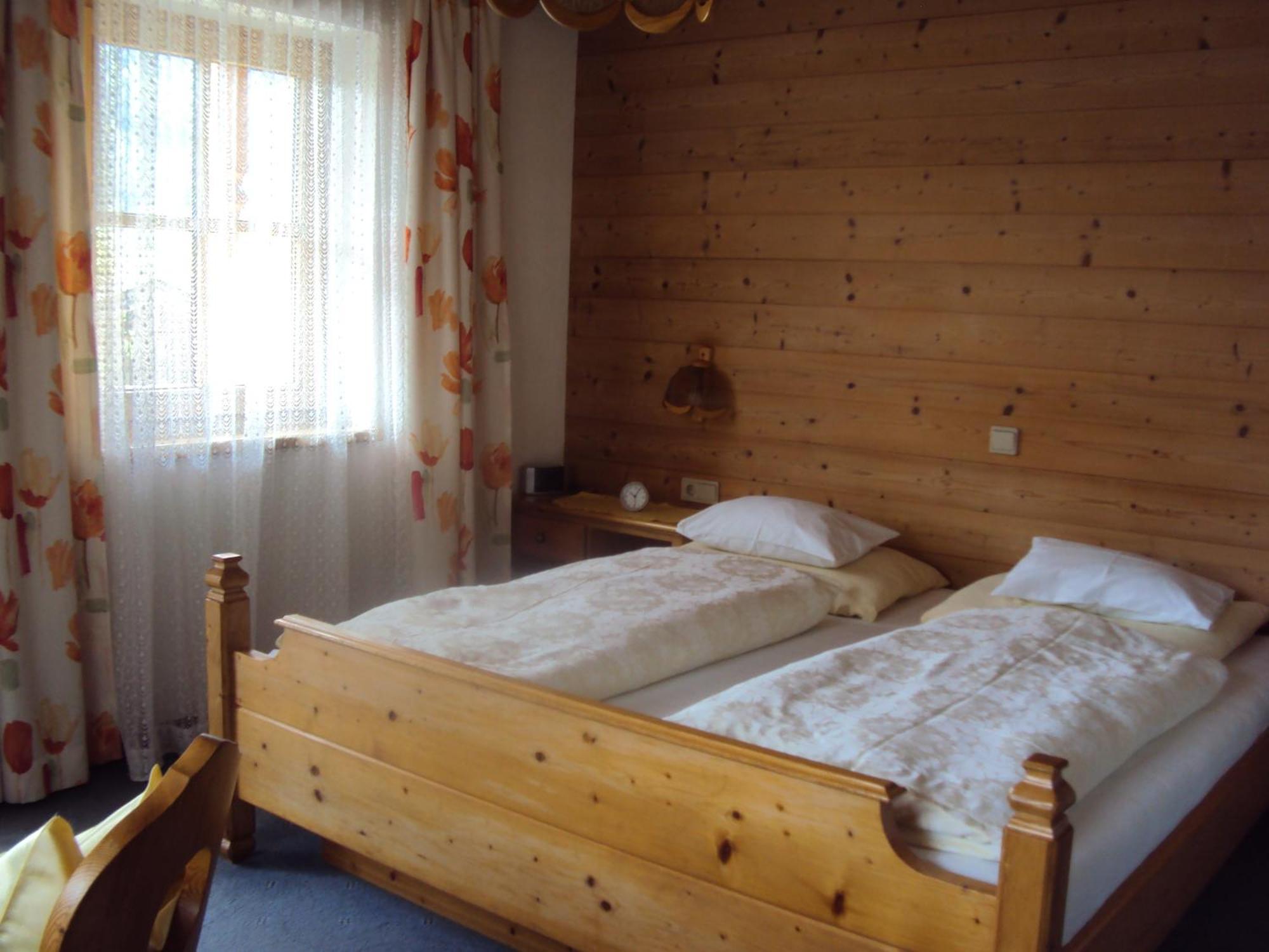 ホテル Haus Postfeld アルプバッハ 部屋 写真